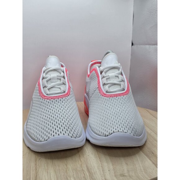 Nike Air Max 270 Motion 2 Women 7.5 Running Shoes White Flash Crimson AO0352-108 - Picture 2 of 9